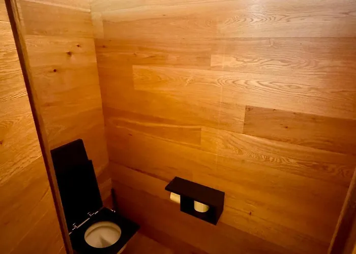 מלון דירות Buecherstube Im Living Kampill בולצאנו