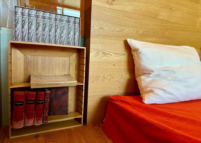 Buecherstube Im Living Kampill מלון דירות 3*